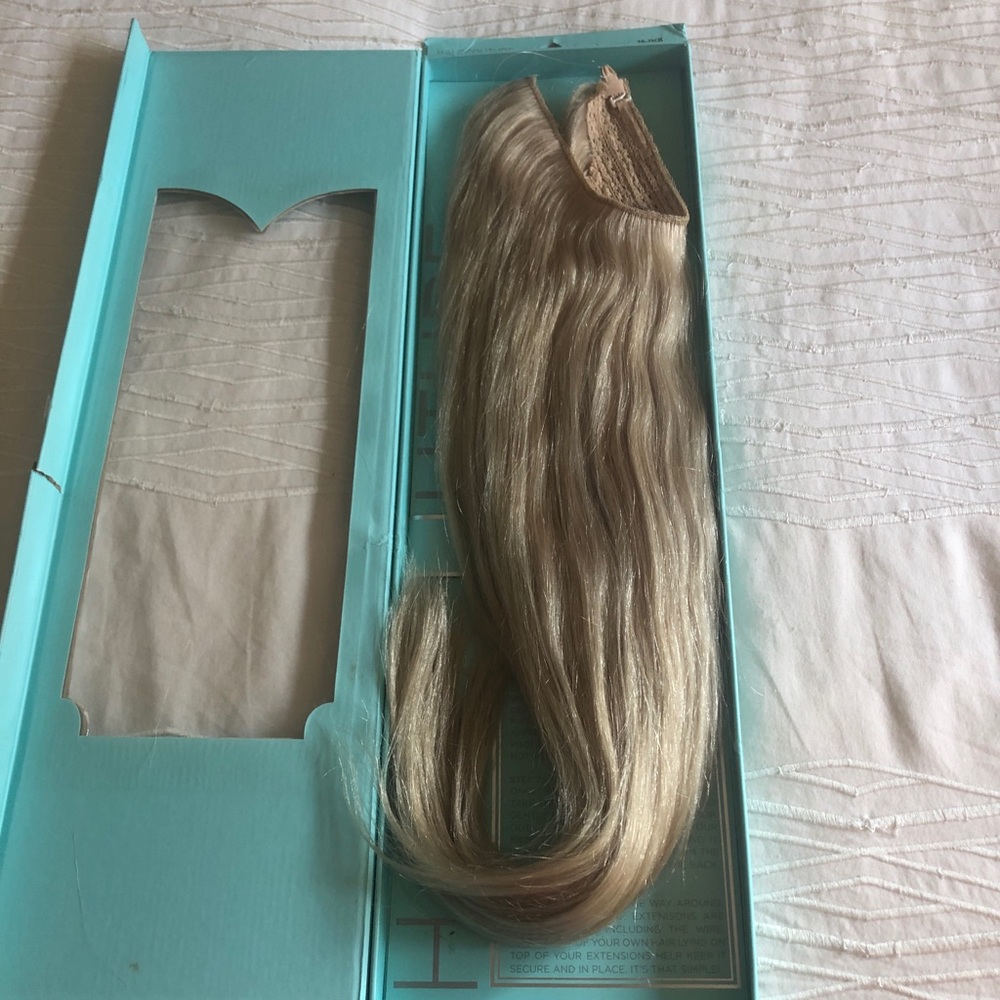 20 inch Halocouture hair extensions.